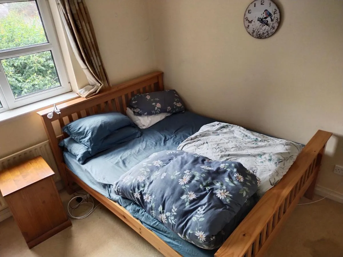 Crescent Apartments Homestay Cork