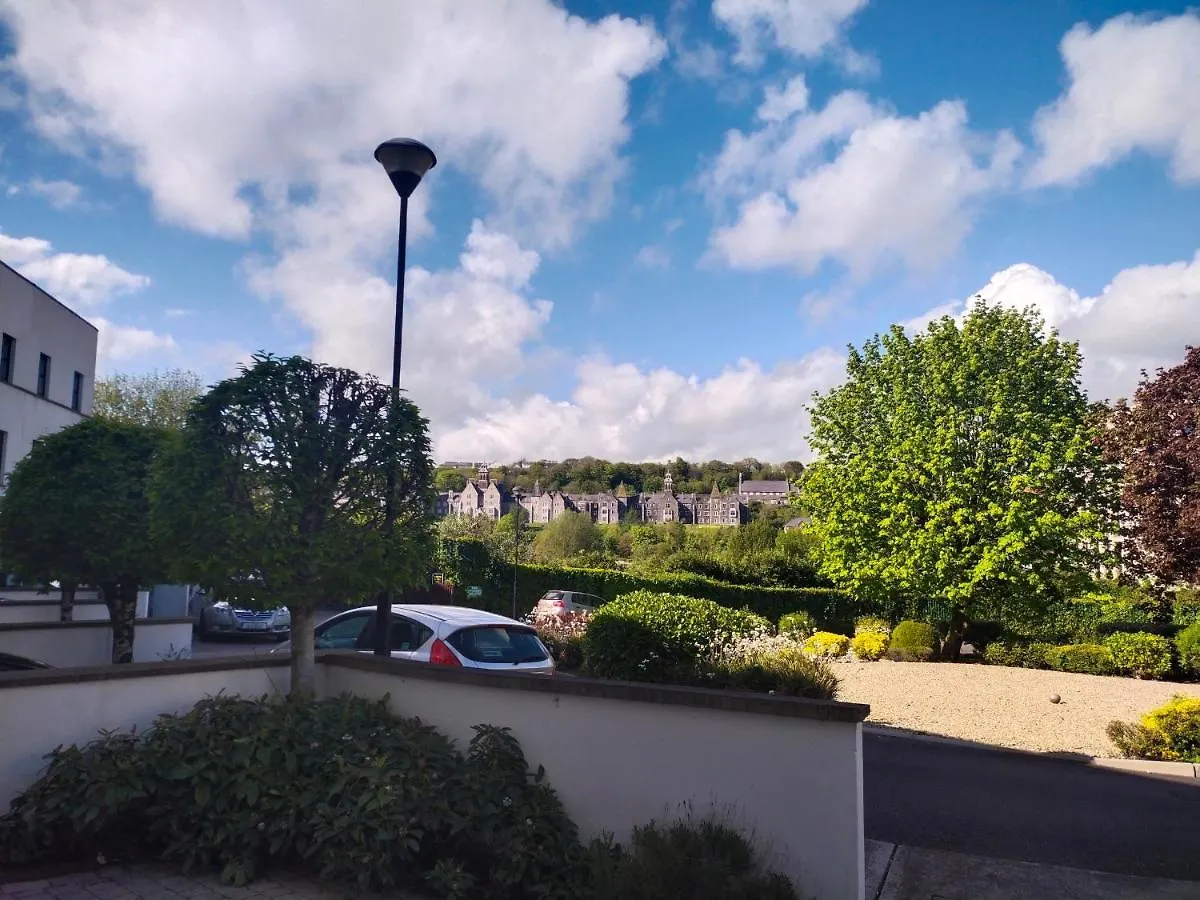 Crescent Apartments Homestay Cork Irlanda