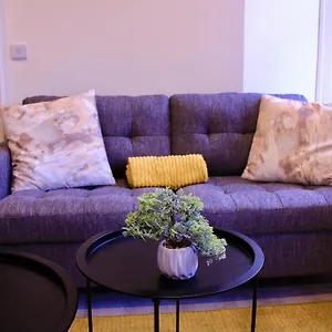 https://spires-studio.dublin-hotelsweb.com
